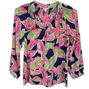 Lilly Pulitzer Elsa Silk Top Size Small Navy In The Vias Floral Tropical Resort